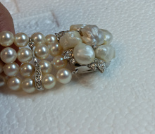 watch82pearls30