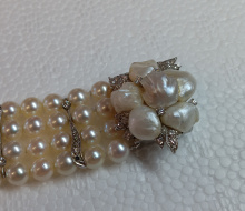 watch82pearls34