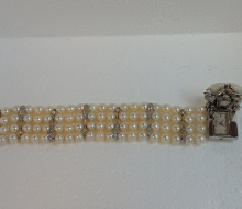 watch82pearls35