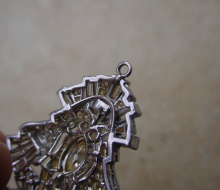 BroochPlat8